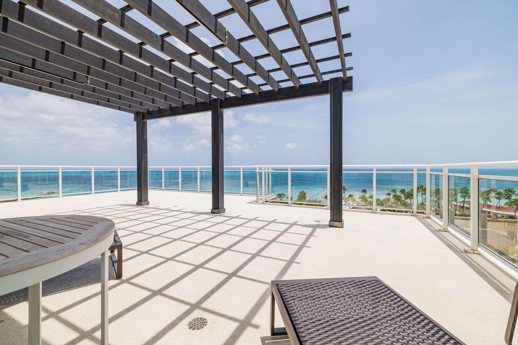 Embassy Suites By Hilton Aruba Beach Resort شاطئ بالم المظهر الخارجي الصورة